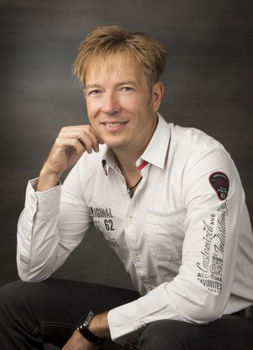 Portrait von Bernd Kubu